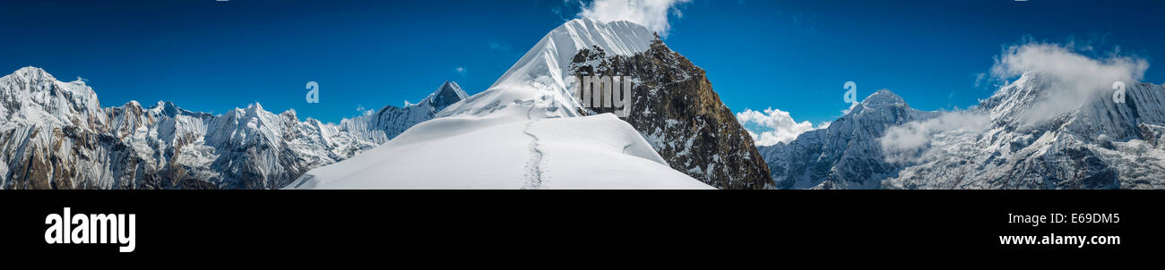 Verschneite Gebirge, Deurali, Gandaki Zone, Nepal Stockfoto