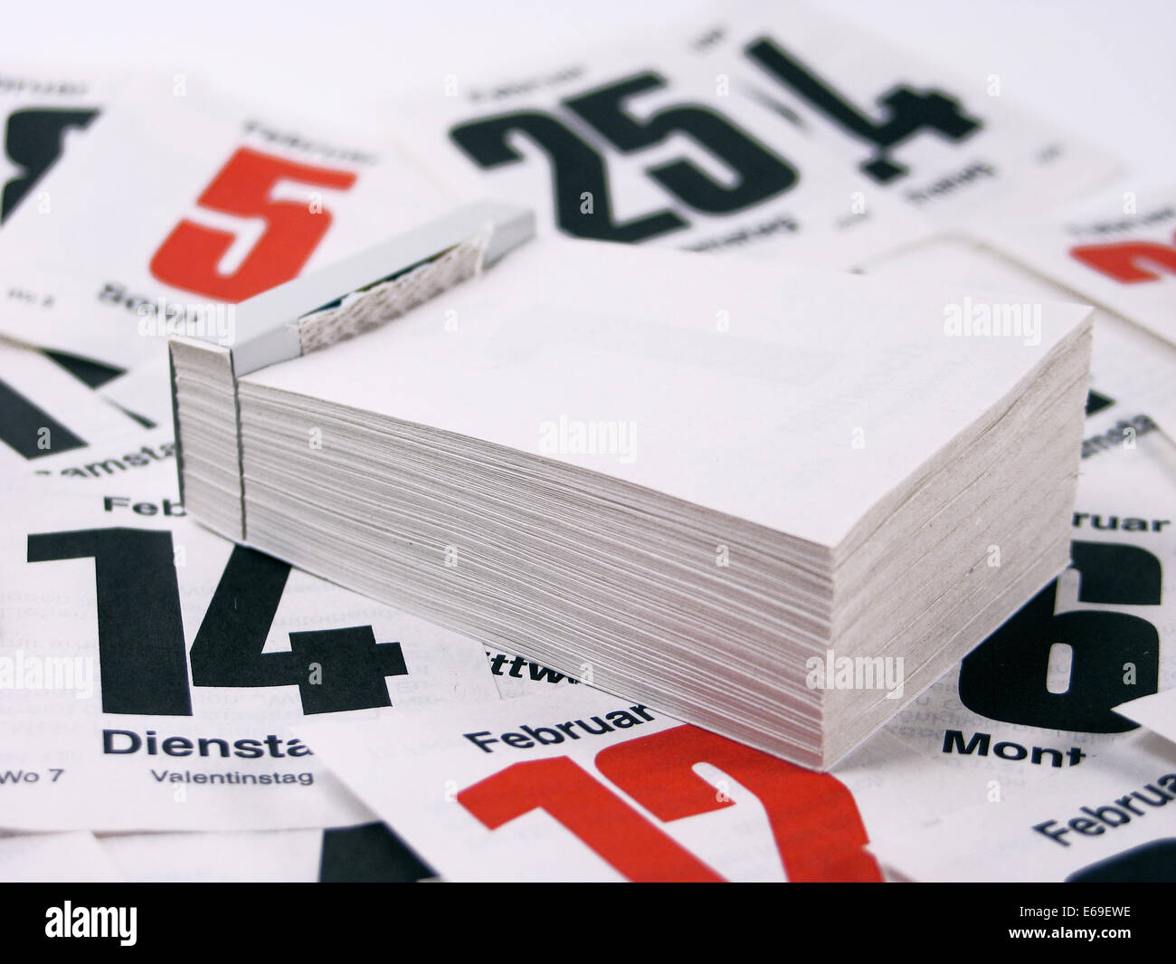 Kalender Abreißen Stockfotos und -bilder Kaufen - Alamy