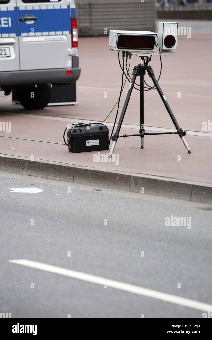 Blitzer Radarfalle Drehzahluberwachung Stockfotografie Alamy
