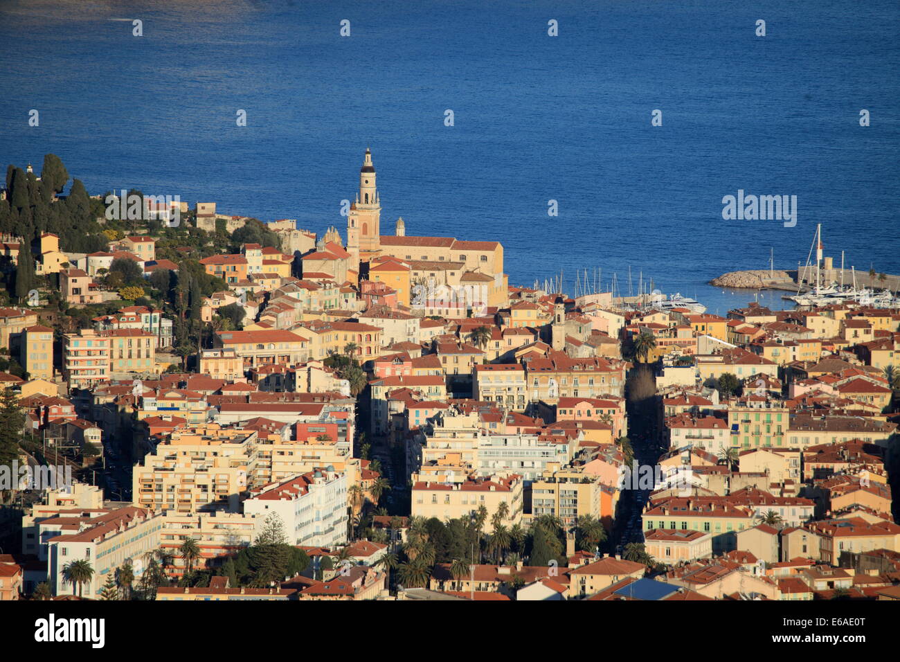 Ansicht von oben über die Stadt Menton, Côte d ' Azur. Frankreich. Stockfoto