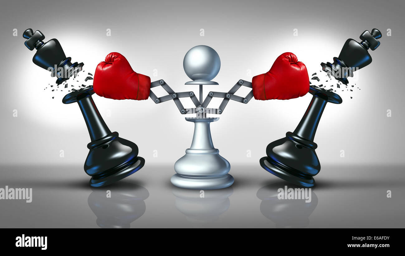 Neue Konkurrenz-Business-Konzept mit einem Schach-Bauern Stanz- und zerstören Konkurrenten als zwei Kingsize-Stücke mit versteckten roten Boxhandschuhe als Metapher für innovative Unternehmen Angriffsstrategie und Planung zu gewinnen. Stockfoto