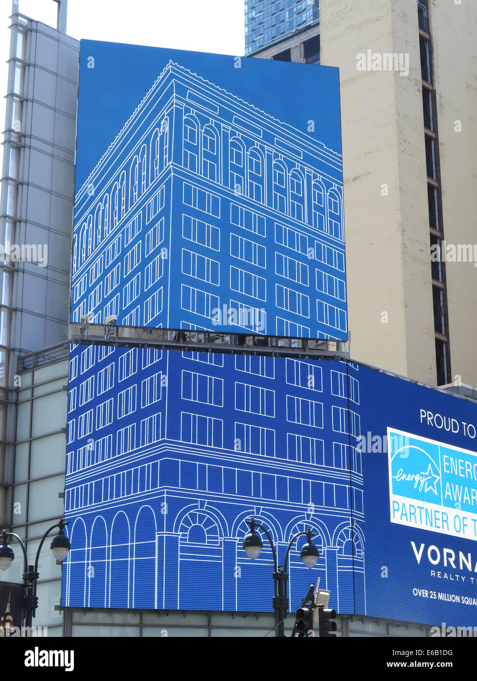 Fantasievolle Liegus Realty Plakatwand mit Zeichnung des bevorstehenden Gebäude in New York City. Stockfoto