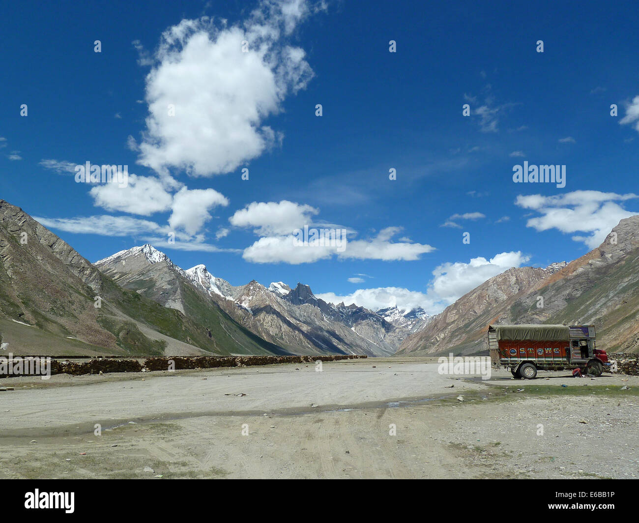 Rangdom Gompa und Dorf Straße Rast, Zanskar, Ladakh, Indien, Himalaya Stockfoto