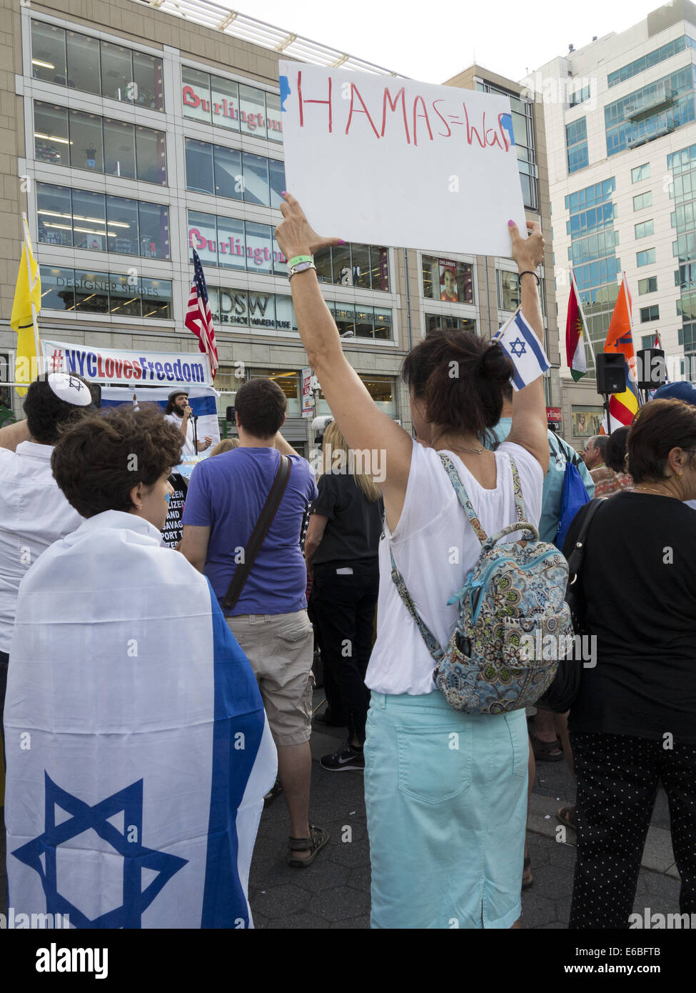 Rally zur Unterstützung Israels und verfolgte religiöse Minderheiten unter dem Islam am Union Square in New York City, 17. August 2014. Stockfoto