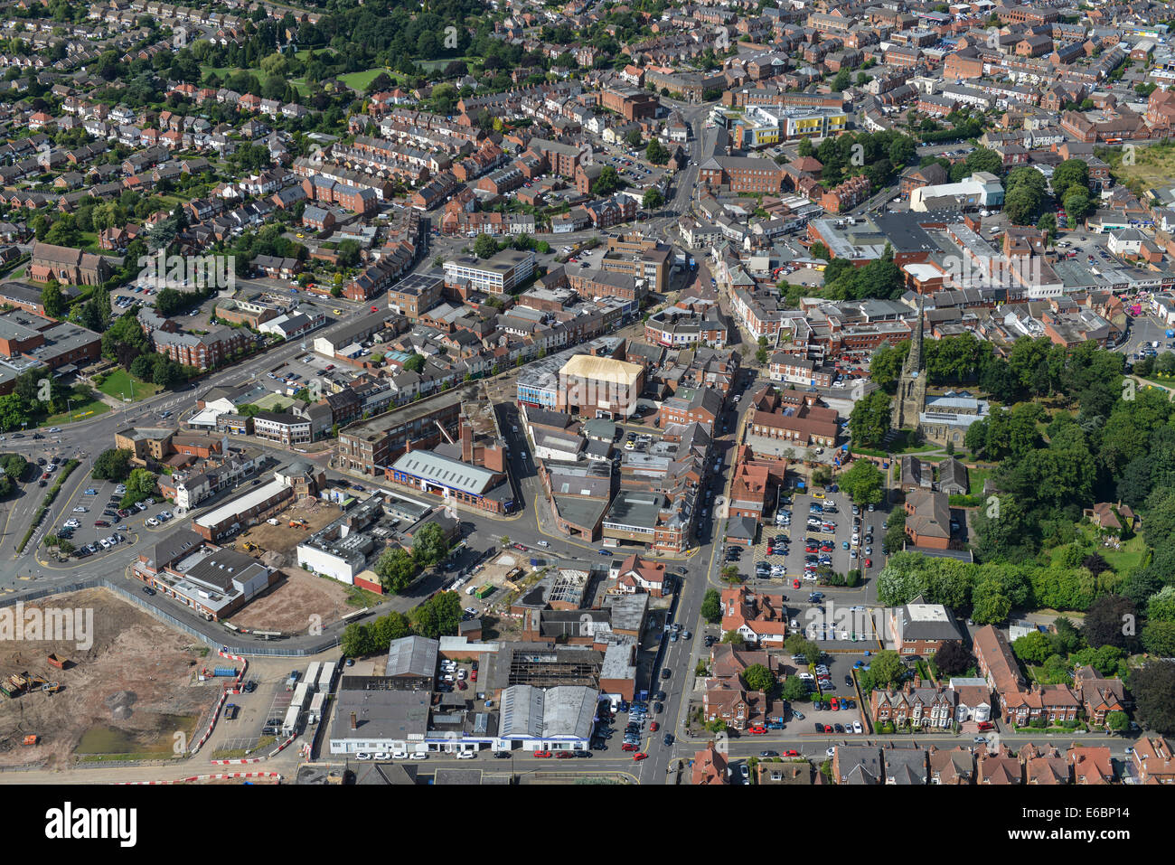Eine Luftaufnahme zeigt das Zentrum von Hinckley, Leicestershire, UK. Stockfoto