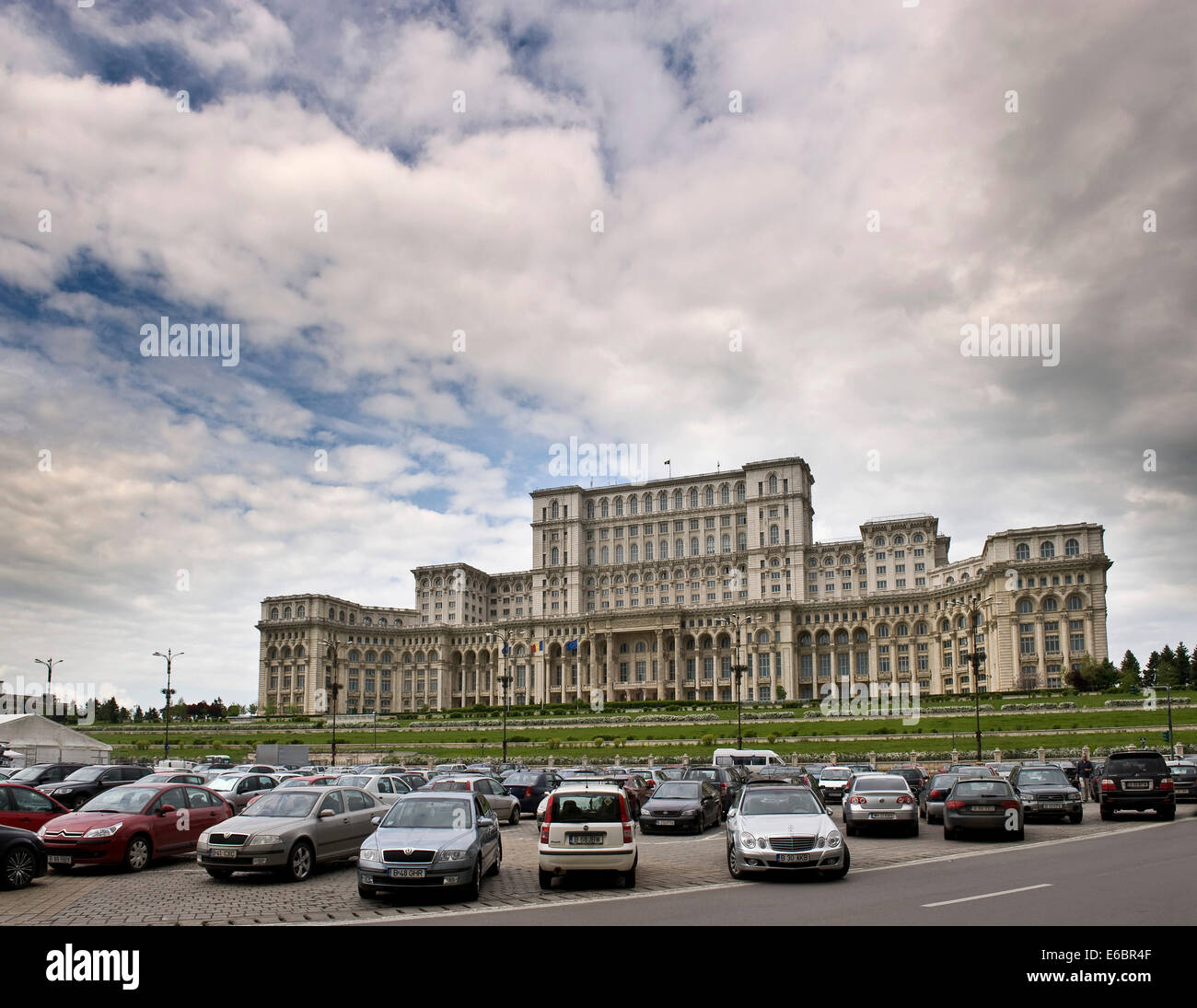 Palast des Parlaments, Palatul Parlamentului, auch Haus des Volkes, Casa Poporului, Bukarest, Rumänien Stockfoto