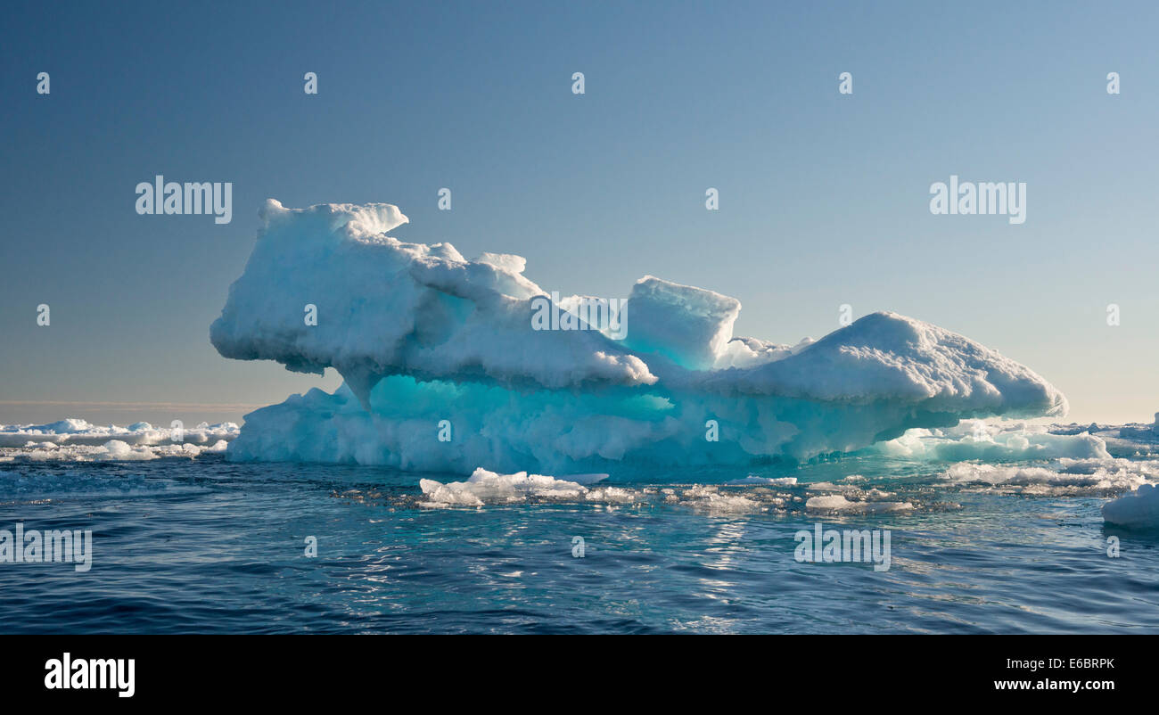 Eisscholle, Rand des Packeises, Nordpolarmeer, Spitzbergen, Svalbard-Inseln, Svalbard und Jan Mayen, Norwegen Stockfoto