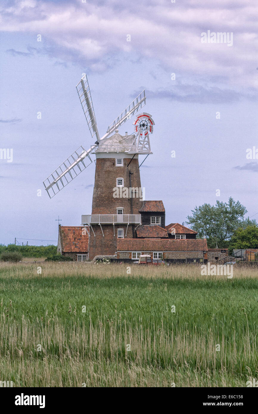 Cley Windmühle am Cley Seeweg Stockfoto