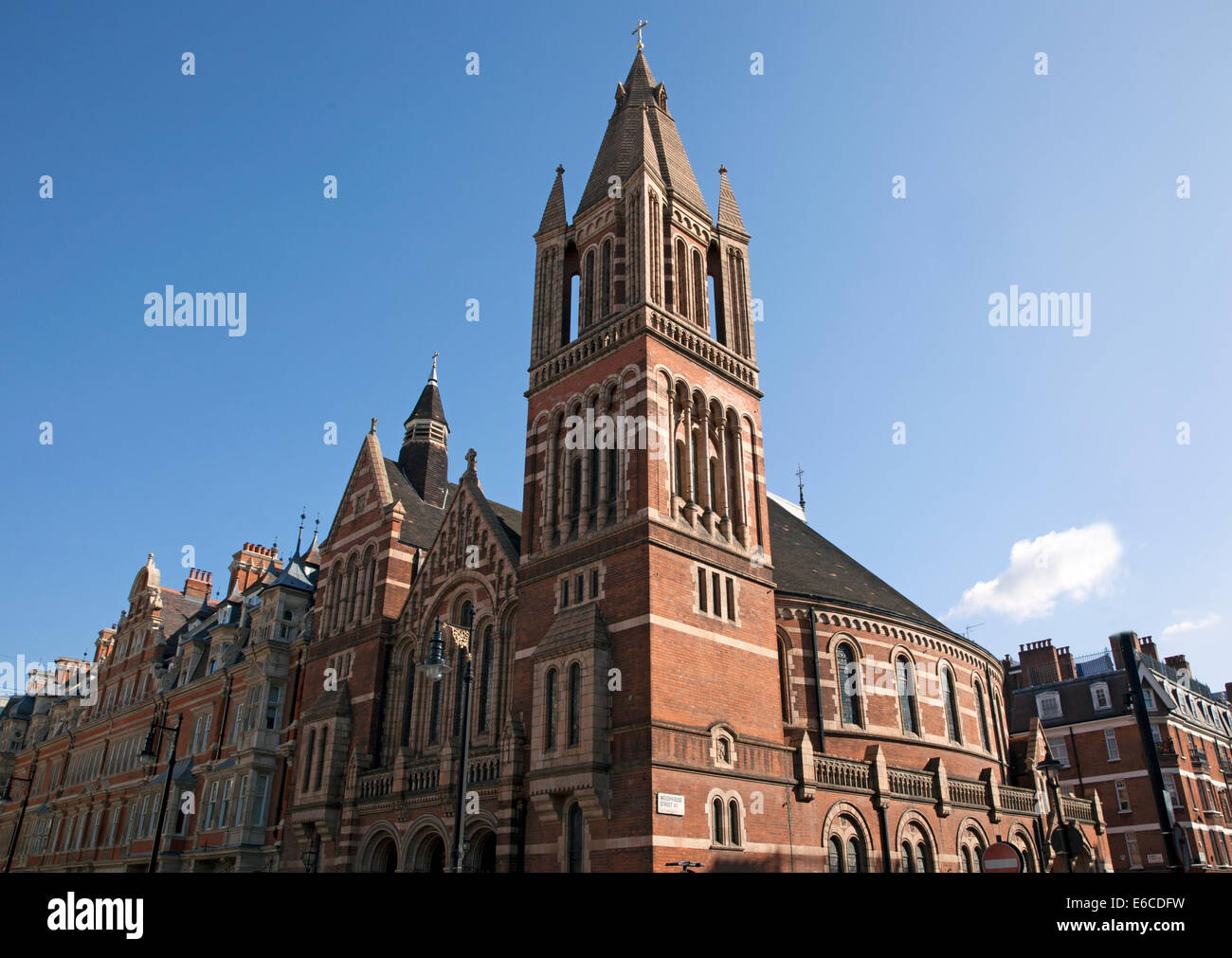 Ukrainische katholische Kathedrale der Heiligen Familie in Exil, Duke Street, Mayfair, London Stockfoto