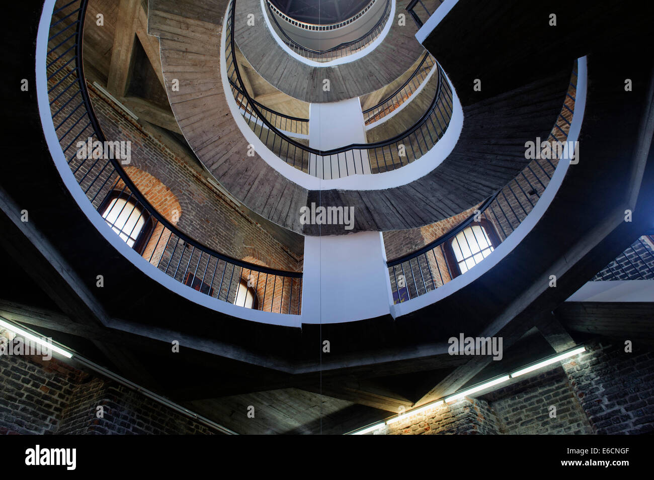 Treppe im ehemaligen Glockenturm der Kathedrale in Frauenburg in Polen, Europa Stockfoto