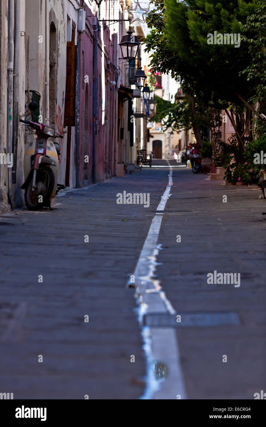 Kleine Gasse in Rethymnon, Crete. Stockfoto