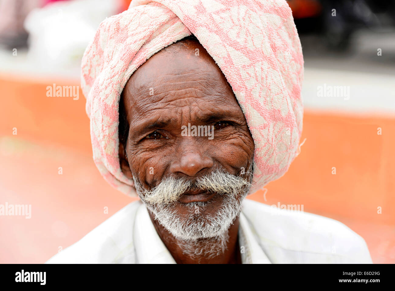 Alten indischen Mann, Porträt, Mysore, Karnataka, Südindien, Indien Stockfoto