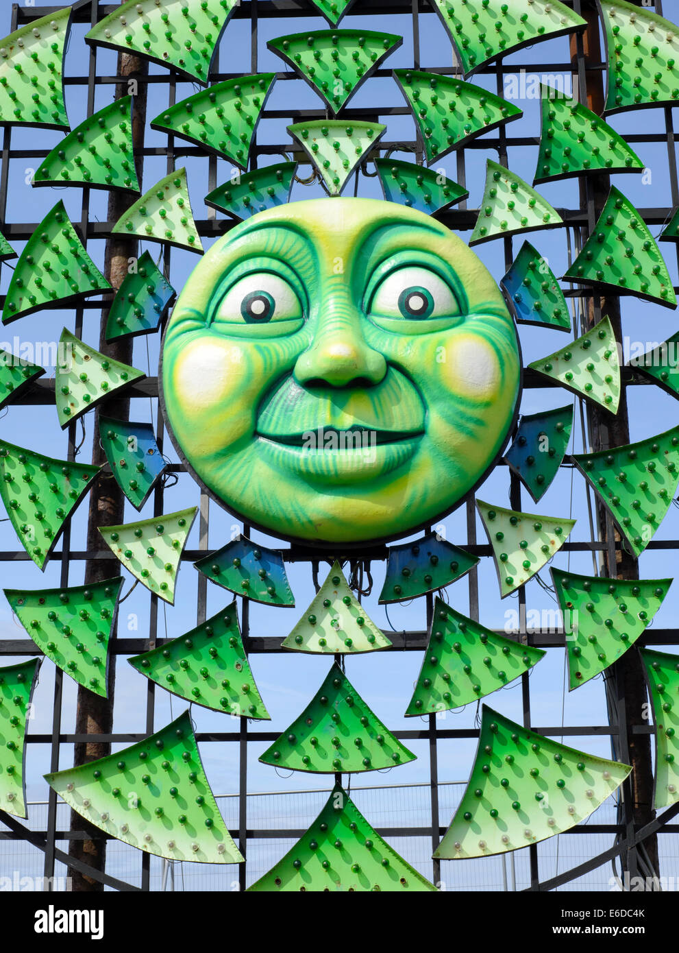 Die vier Jahreszeiten sind in der animierten tableaux Teil der Welt berühmten Blackpool Illuminations dargestellt. Dies ist die Feder Stockfoto