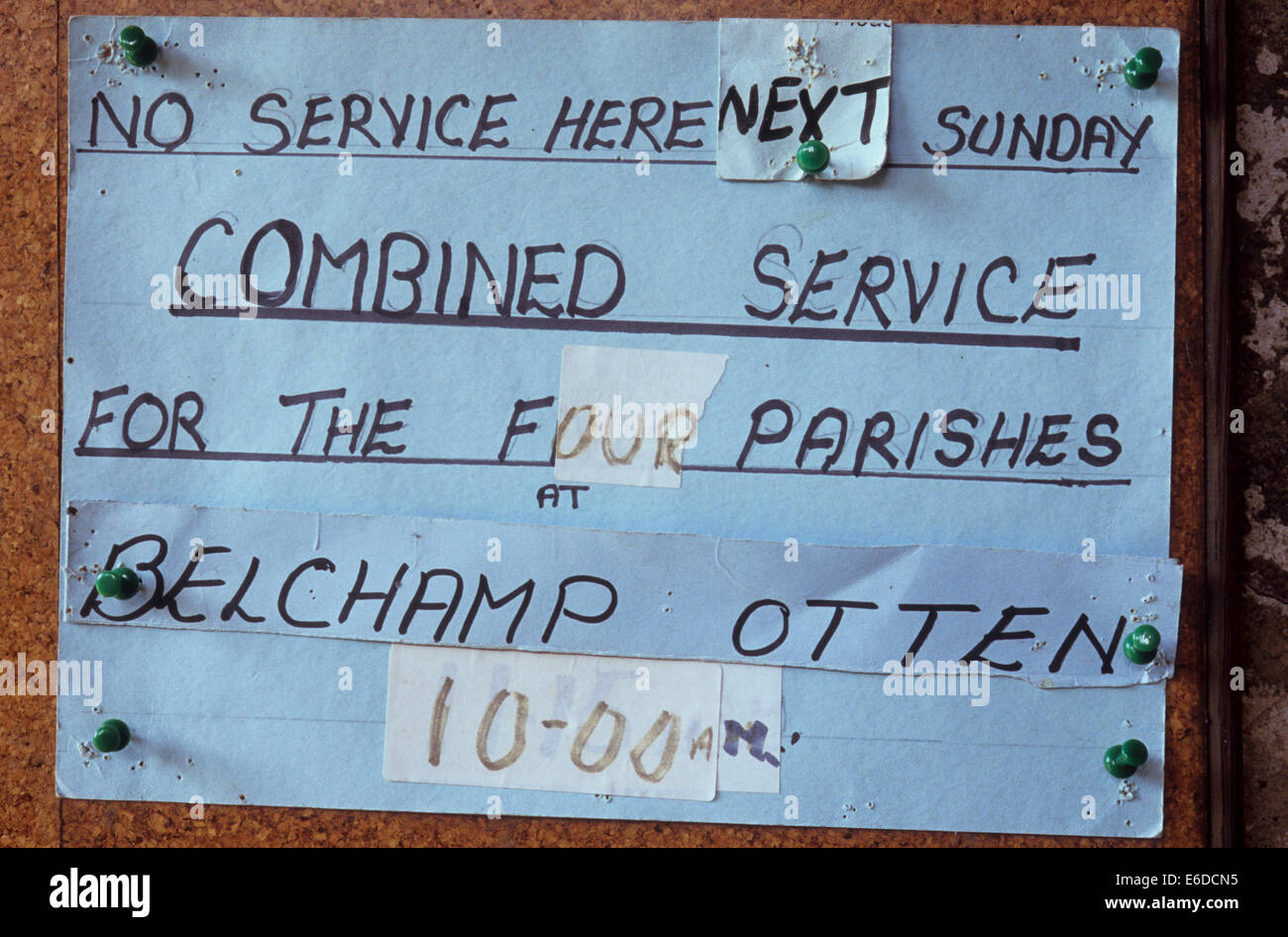 Handschriftliche Kirche Zeichen soll flexibel sein für Veränderungen, aber mit zusätzlichen Änderungen sowieso Stockfoto