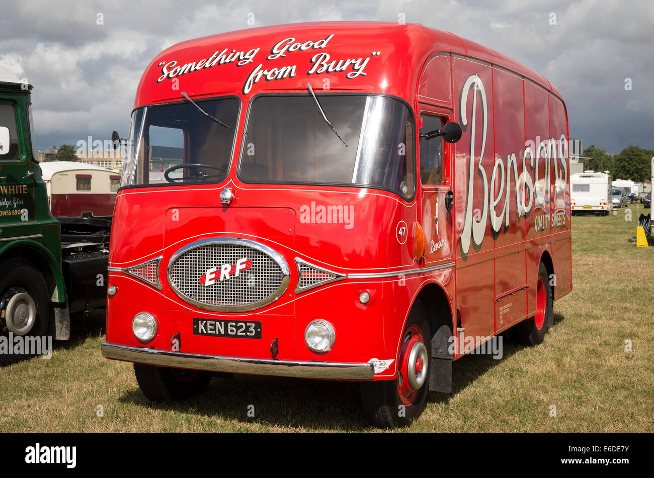 Bensons ERF van aus den 1950er Jahren auf einer englischen Stockfoto