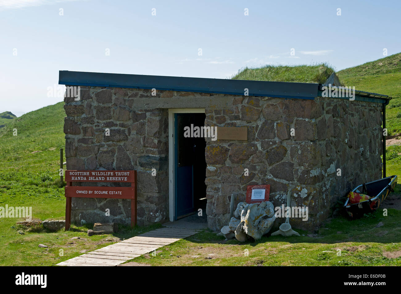 Brian Brookes Shelter (Informationen Hütte), Handa Island, Sutherland, Schottland, UK Stockfoto