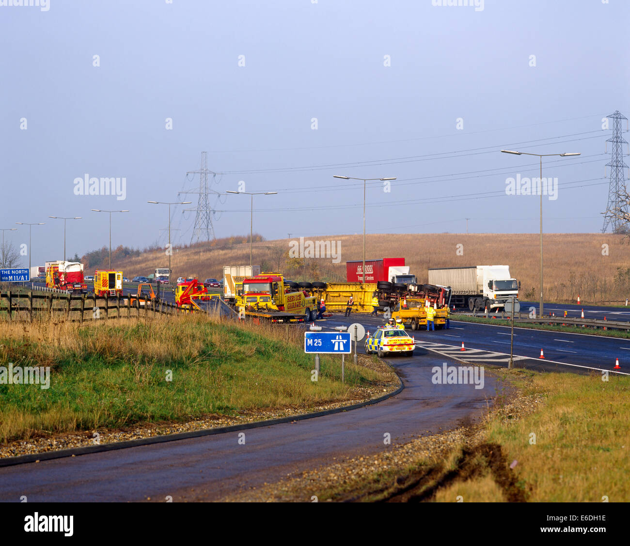 LKW Unfall m25 in der Nähe von Junction 27 Essex UK Stockfoto