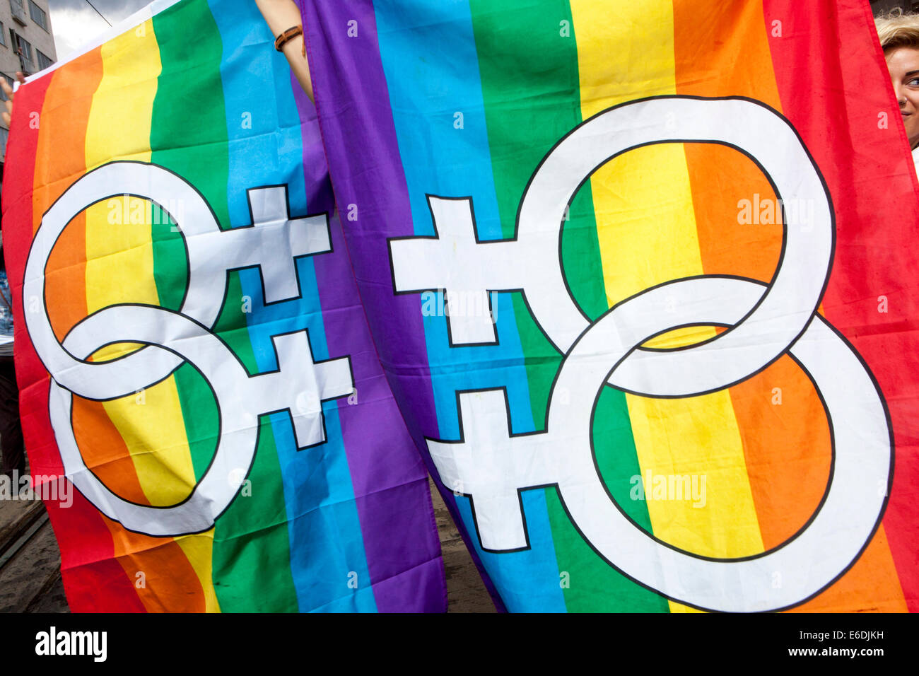 Geschlechtersymbole auf LGBT-Flagge Stockfoto