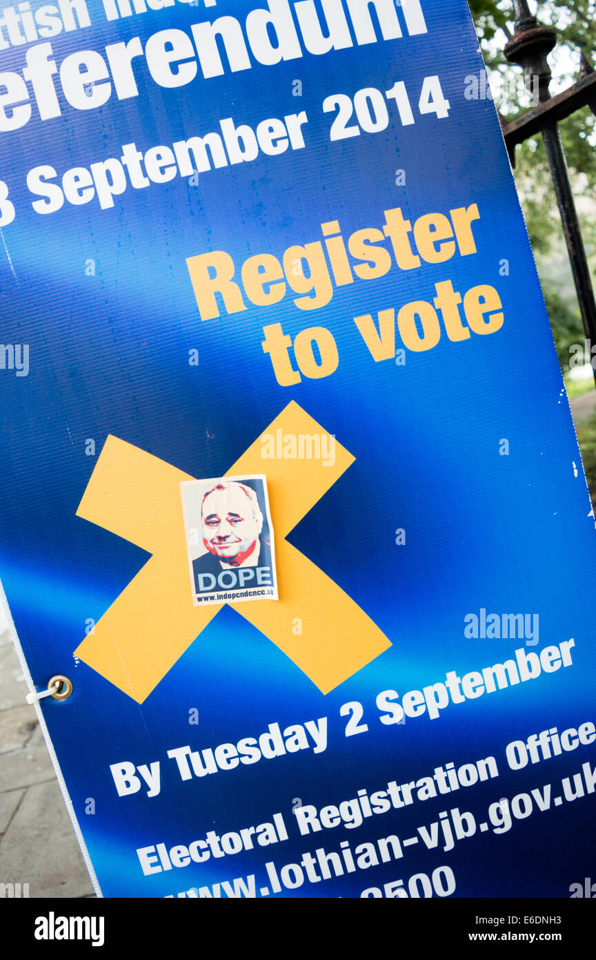 Schottische Unabhängigkeit Referendum Abstimmung Registrierung Erinnerung mit Alex Salmond Schmiere Aufkleber Stockfoto