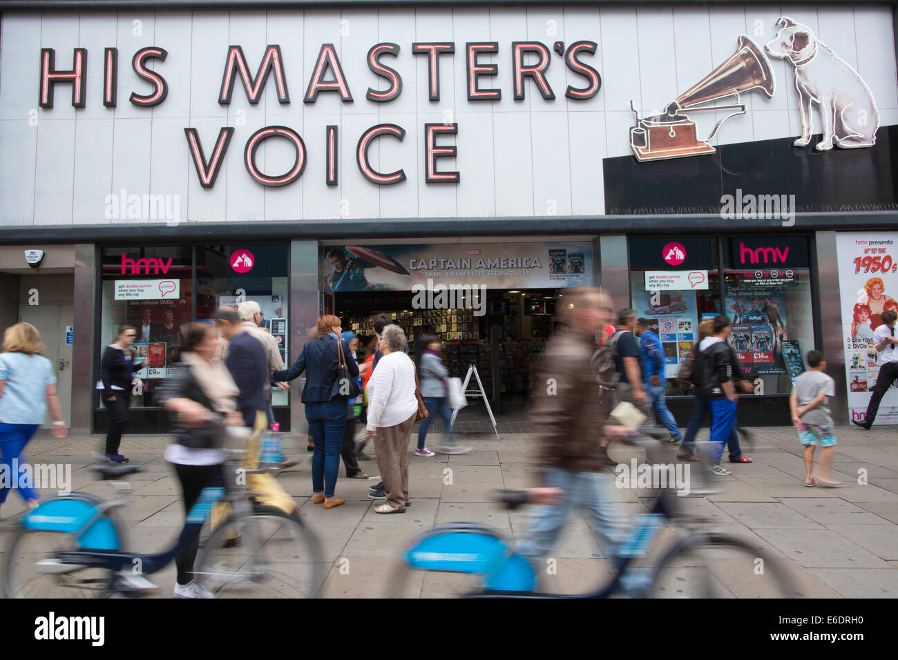 Seine Master Voice Plattenladen bekannt wie HMV auf der Oxford Street, London, England, UK Stockfoto