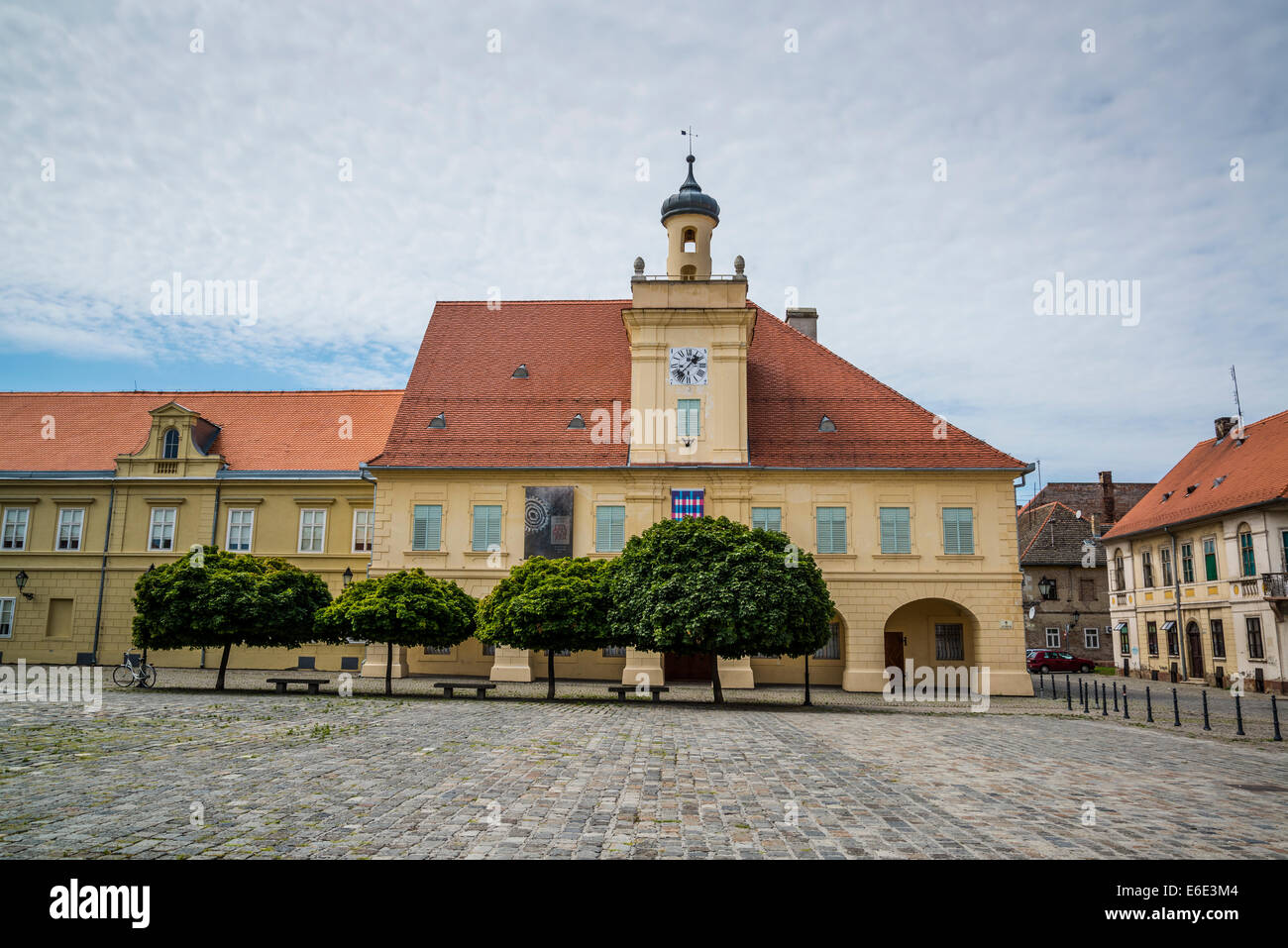 Aufbau der Garde, jetzt Archäologisches Museum, das Fort, Tvrdja, Osijek, Slawonien, Kroatien Stockfoto