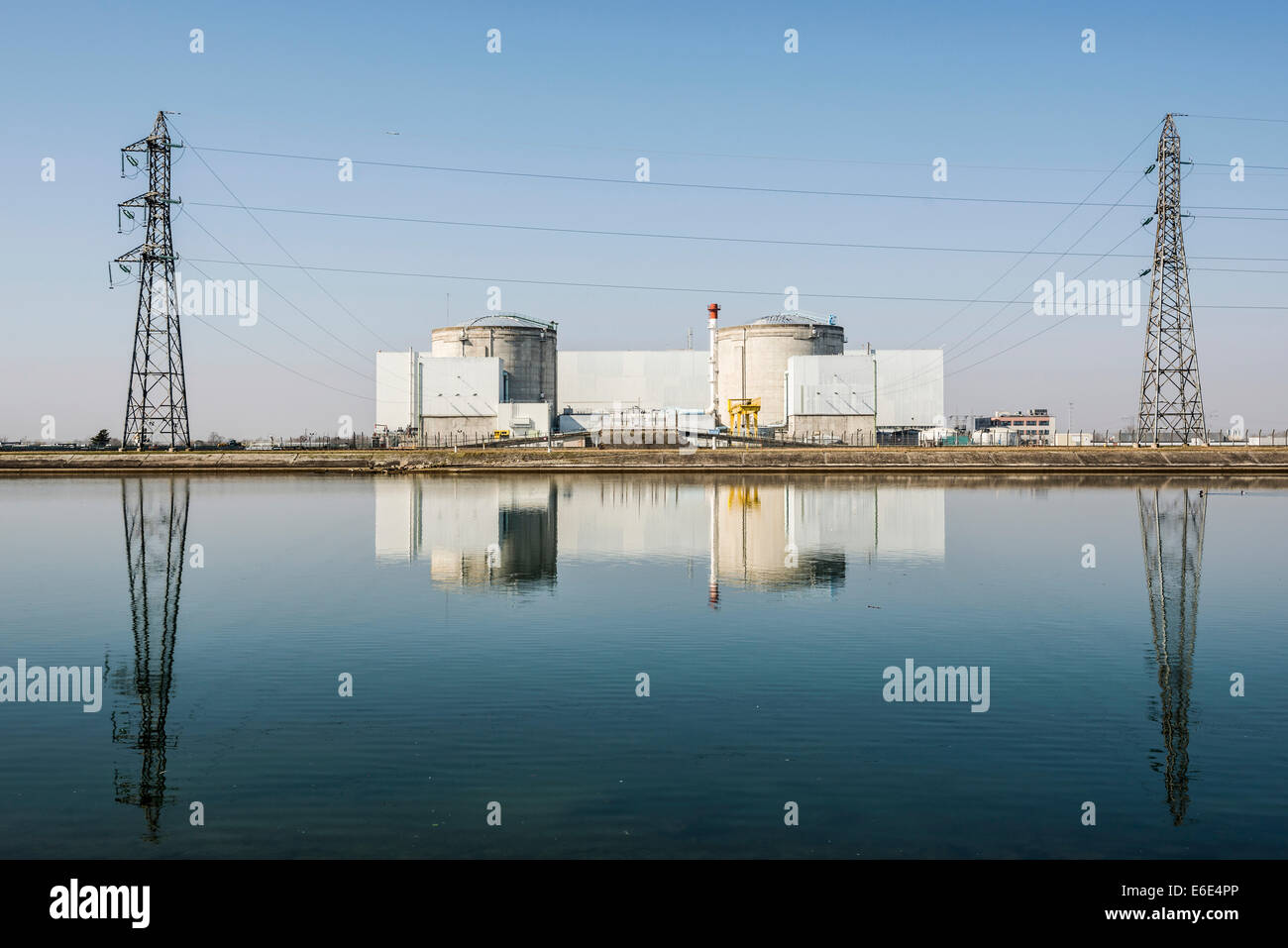 Fessenheim Atomkraftwerk auf dem Rhein, Fessenheim, Elsass, Frankreich Stockfoto