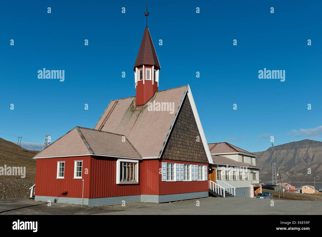 Vår Frelsers Kirke På Spitsbergen oder Kirche Our Savior auf Spitzbergen, nördlichste Kirche in der Welt, Longyearbyen Stockfoto