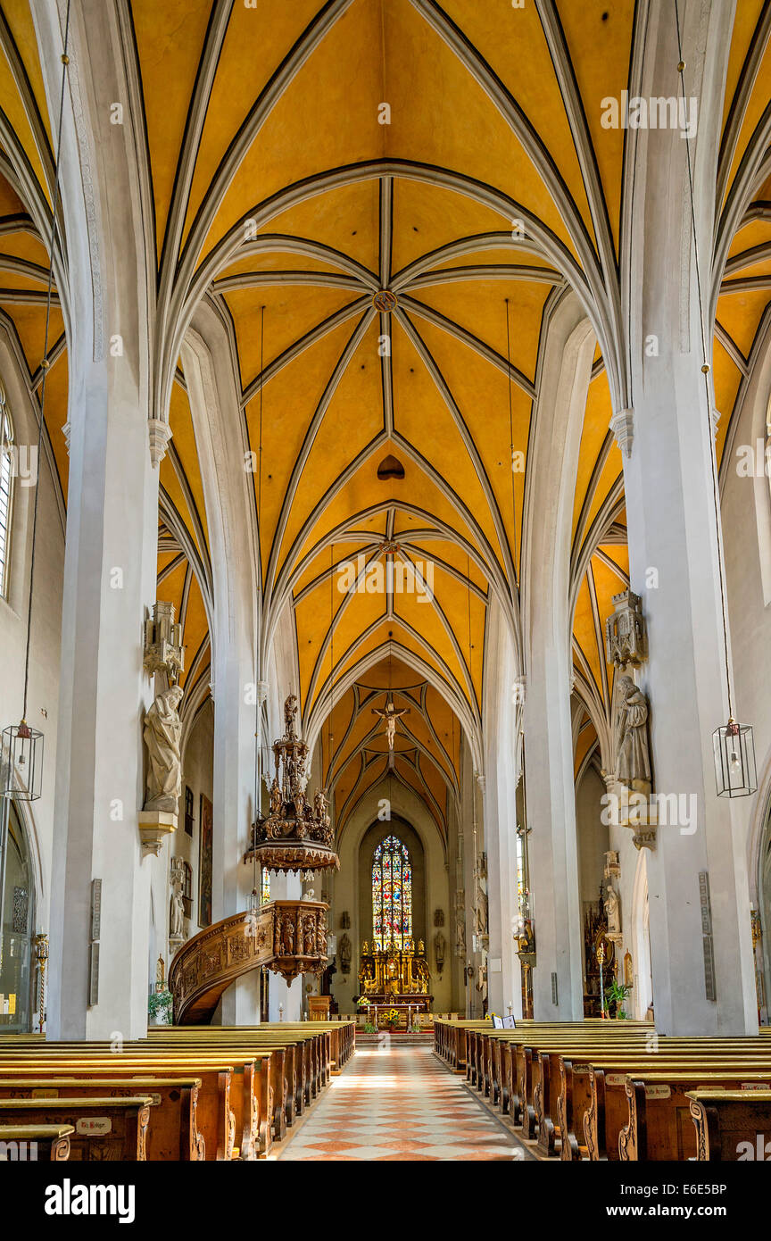 Kirchenschiff von der Pfarrei Kirche St. Jakob, Wasserburg am Inn, Upper Bavaria, Bavaria, Germany Stockfoto