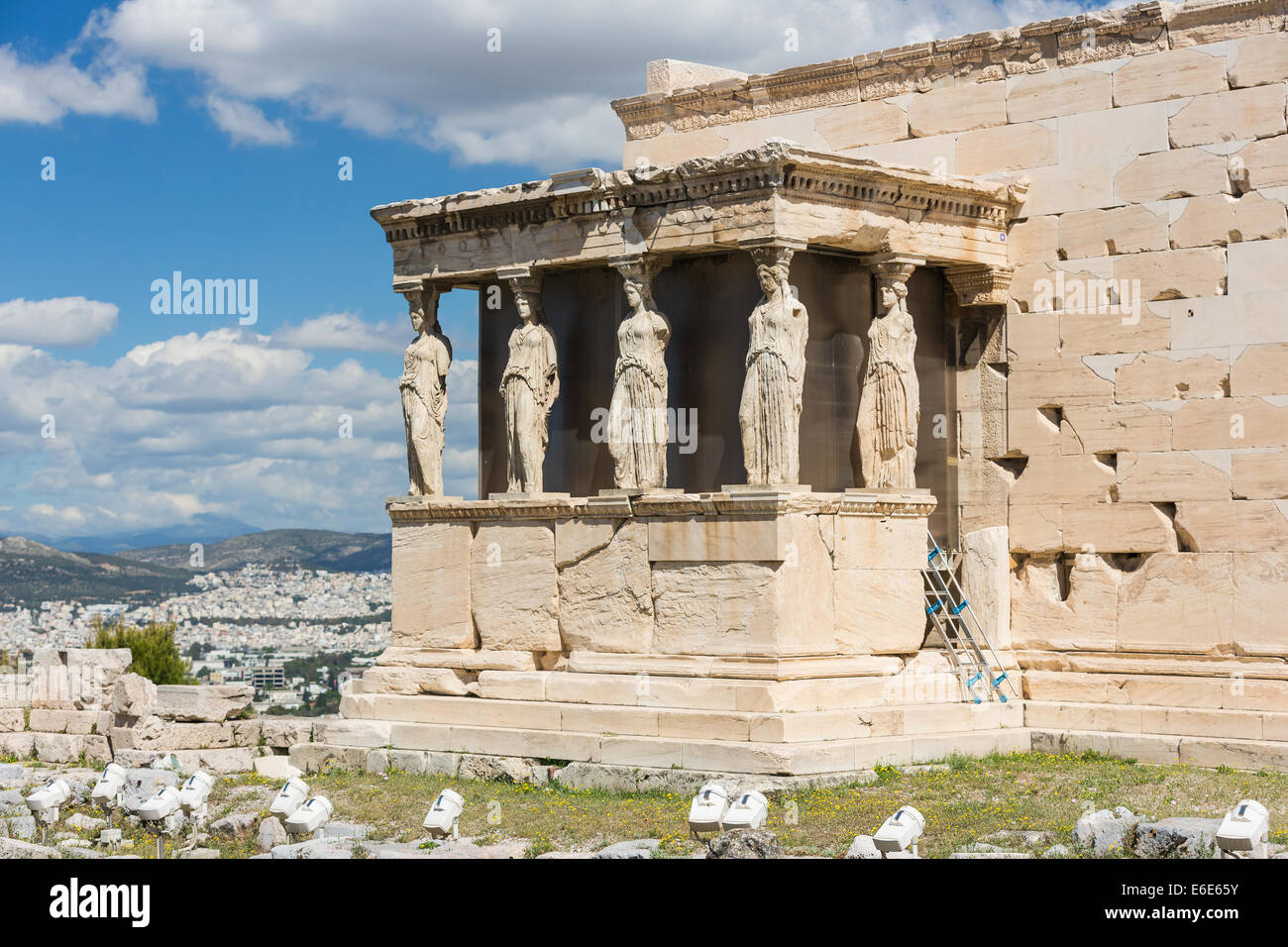Detail des Südportal des Erechtheion mit Karyatiden, Athen Griechenland Stockfoto