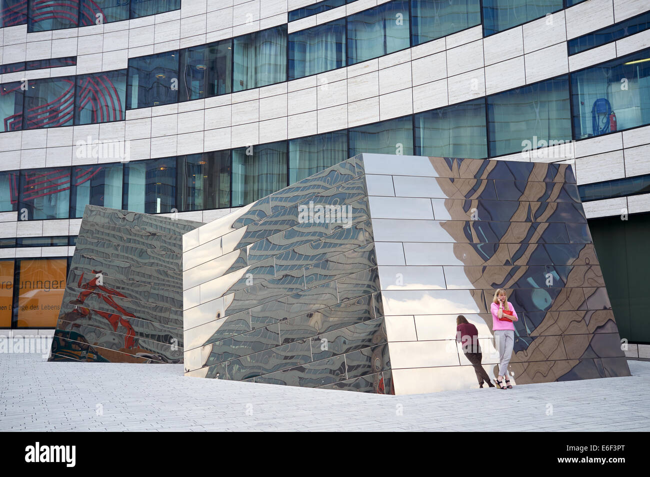 Ko-Bogen Einkaufszentrum Düsseldorf Stockfoto