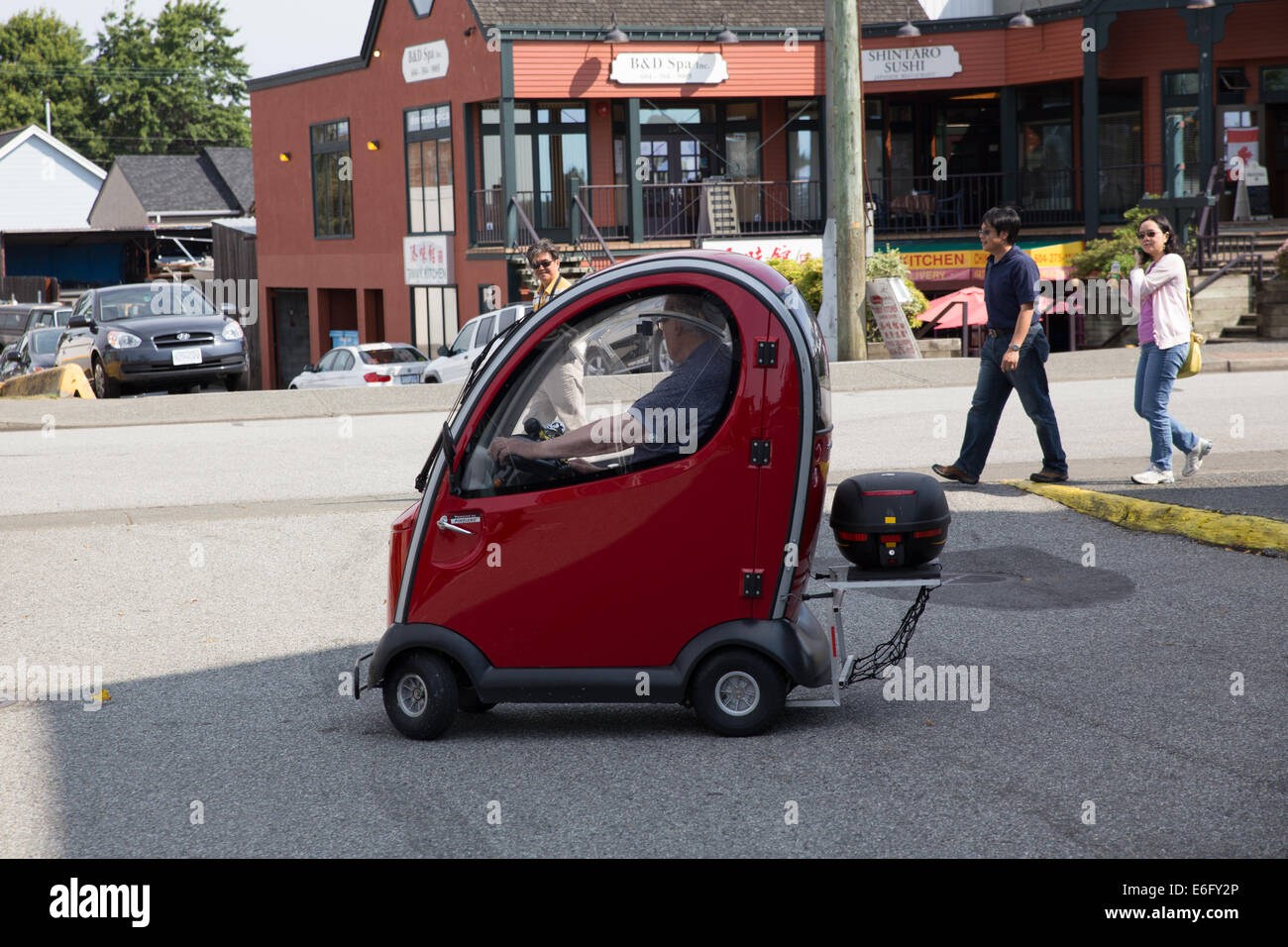 kleine einzelne kleine Elektroauto Vancouver Stockfoto