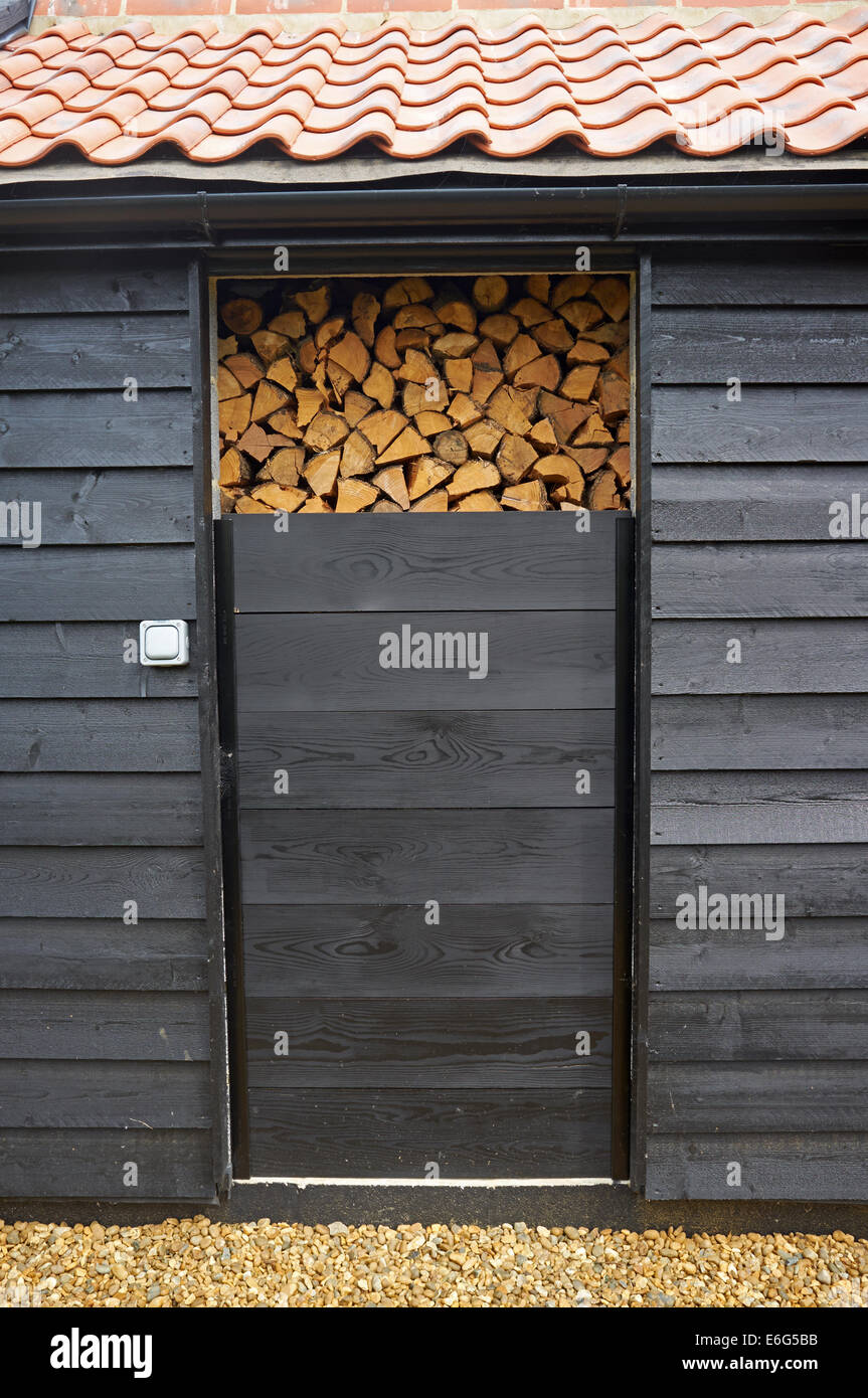 Brennholz-Stapel Stockfoto