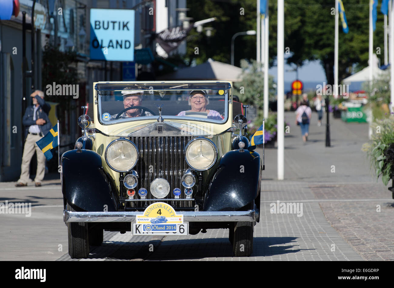 Rolls-Royce DHC (1934)-Oldtimer-Auto in der Stadt Borgholm in Schweden Stockfoto