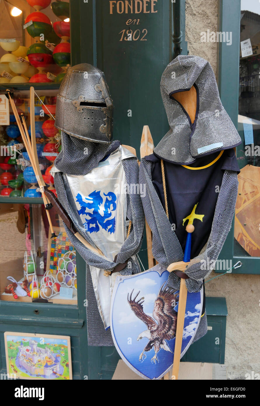 Französische Heraldik und Wappen auf dem Display in Carcassonne, Frankreich Stockfoto