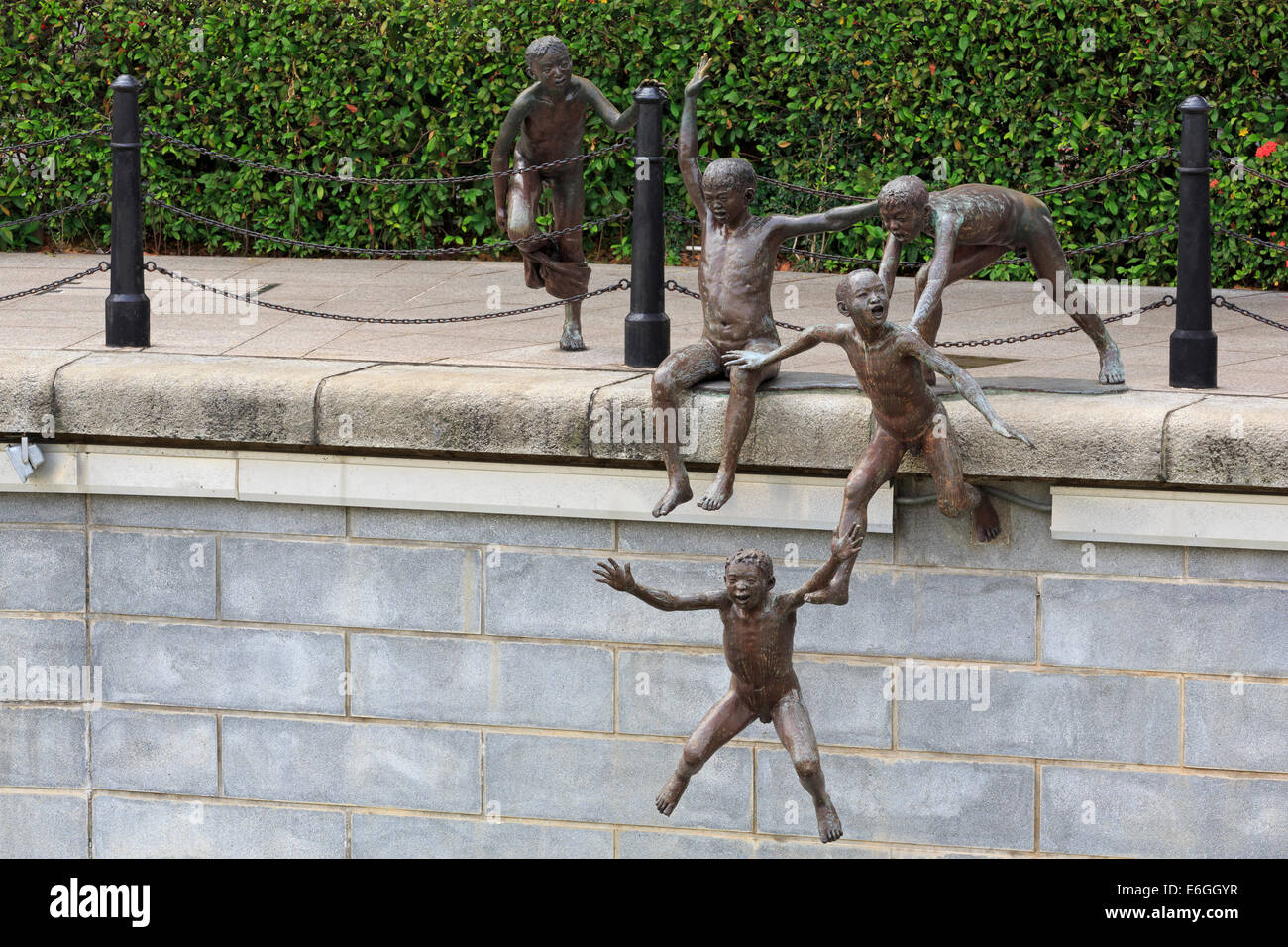 Die erste Generation-Skulptur von Chong Fah Cheong auf dem Singapore River, Singapur, Asien Stockfoto