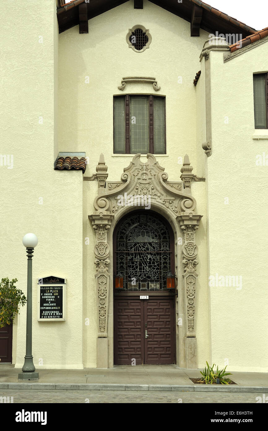 Tür, La Plaza United Methodist Church, El Pueblo de Los Angeles historisches Monument, Los Angeles, Kalifornien, USA Stockfoto
