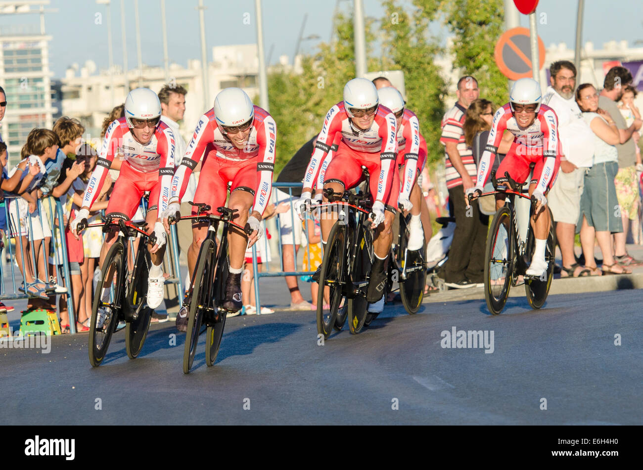 Jerez De La Frontera, Spanien, 23. August 2014: The Team Katusha während des Team-Zeitfahren in die erste Etappe der Tour von Spanien 2014. Bildnachweis: Kiko Jimenez/Alamy Live-Nachrichten Stockfoto