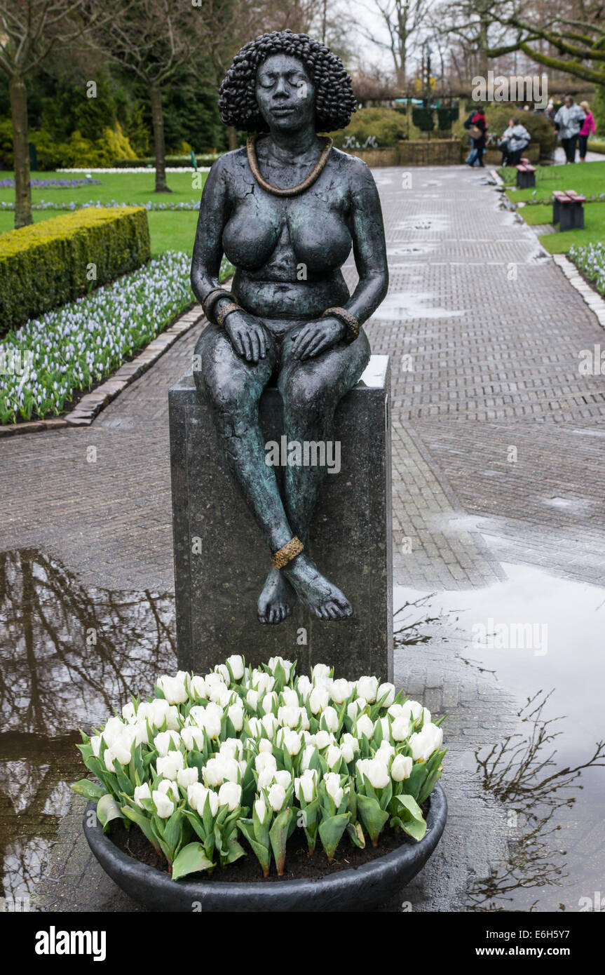 Bronzeskulptur in Keukenhof Gärten, Niederlande Stockfoto
