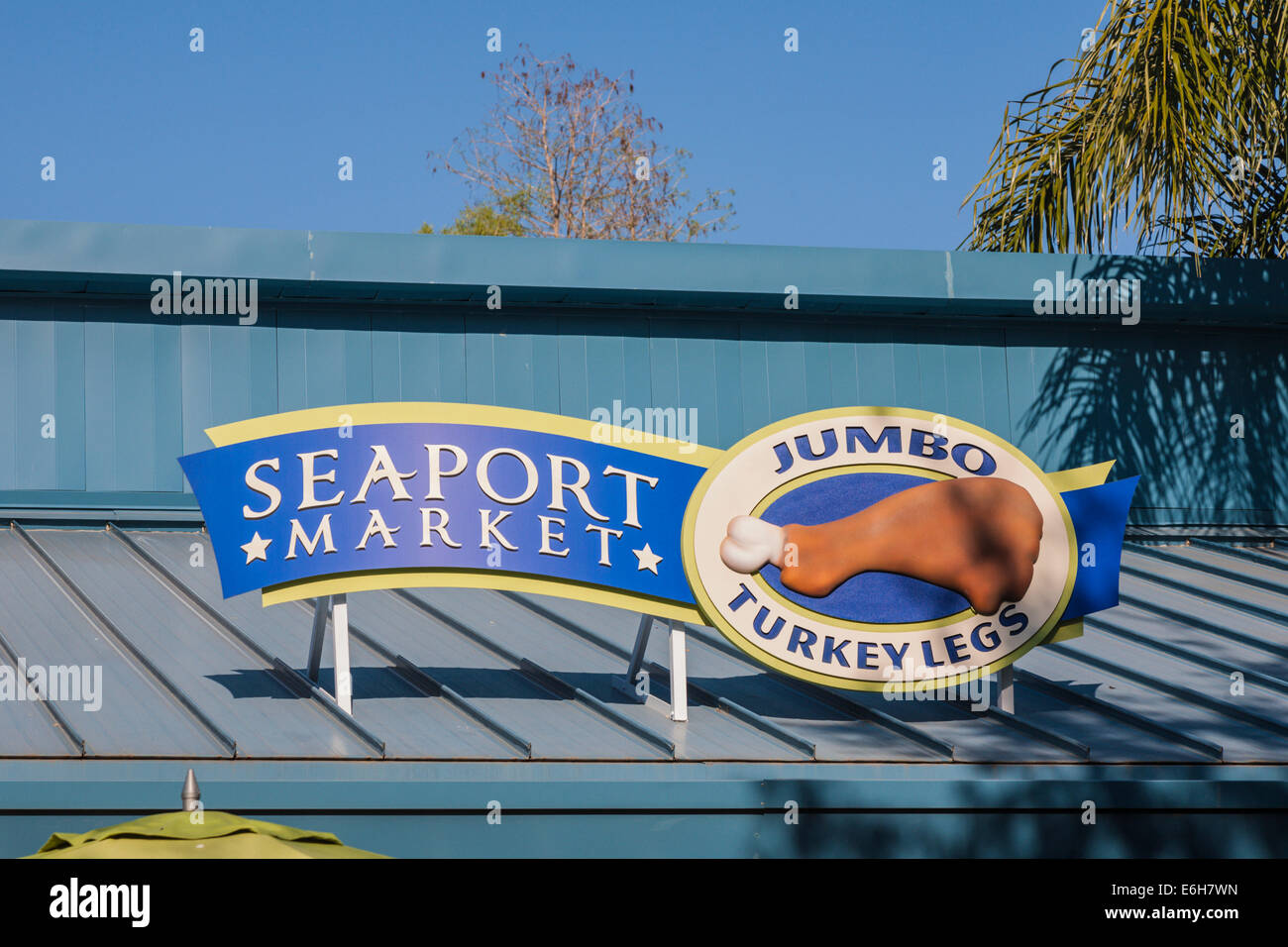 Melden Sie für Seehafen Markt Konzession Jumbo Türkei Beine in Sea World, Orlando, Florida zu verkaufen Stockfoto