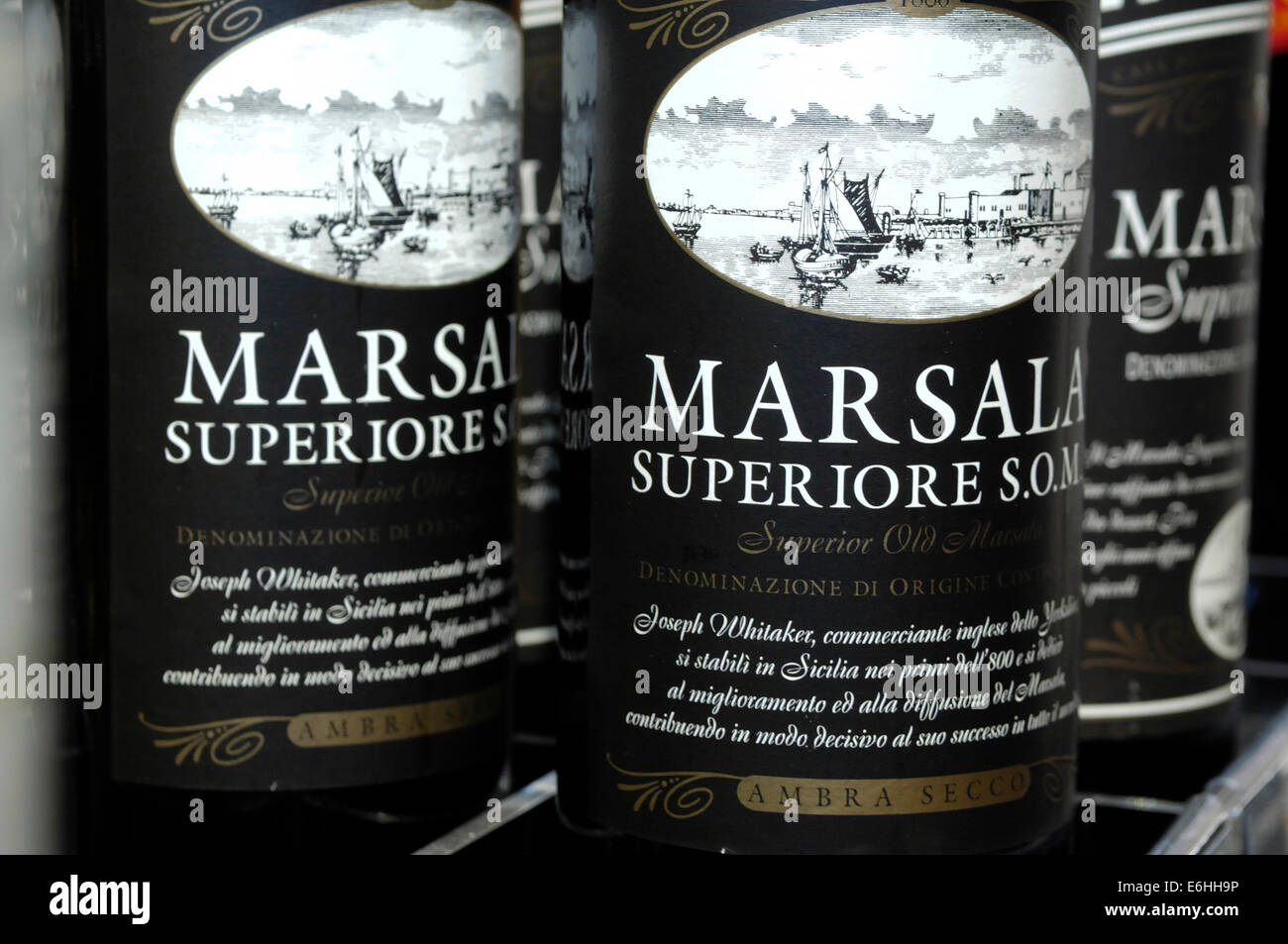 Eine Flaschen Marsala Superiore Weine, Florio Weingut, Marsala, Sizilien Stockfoto