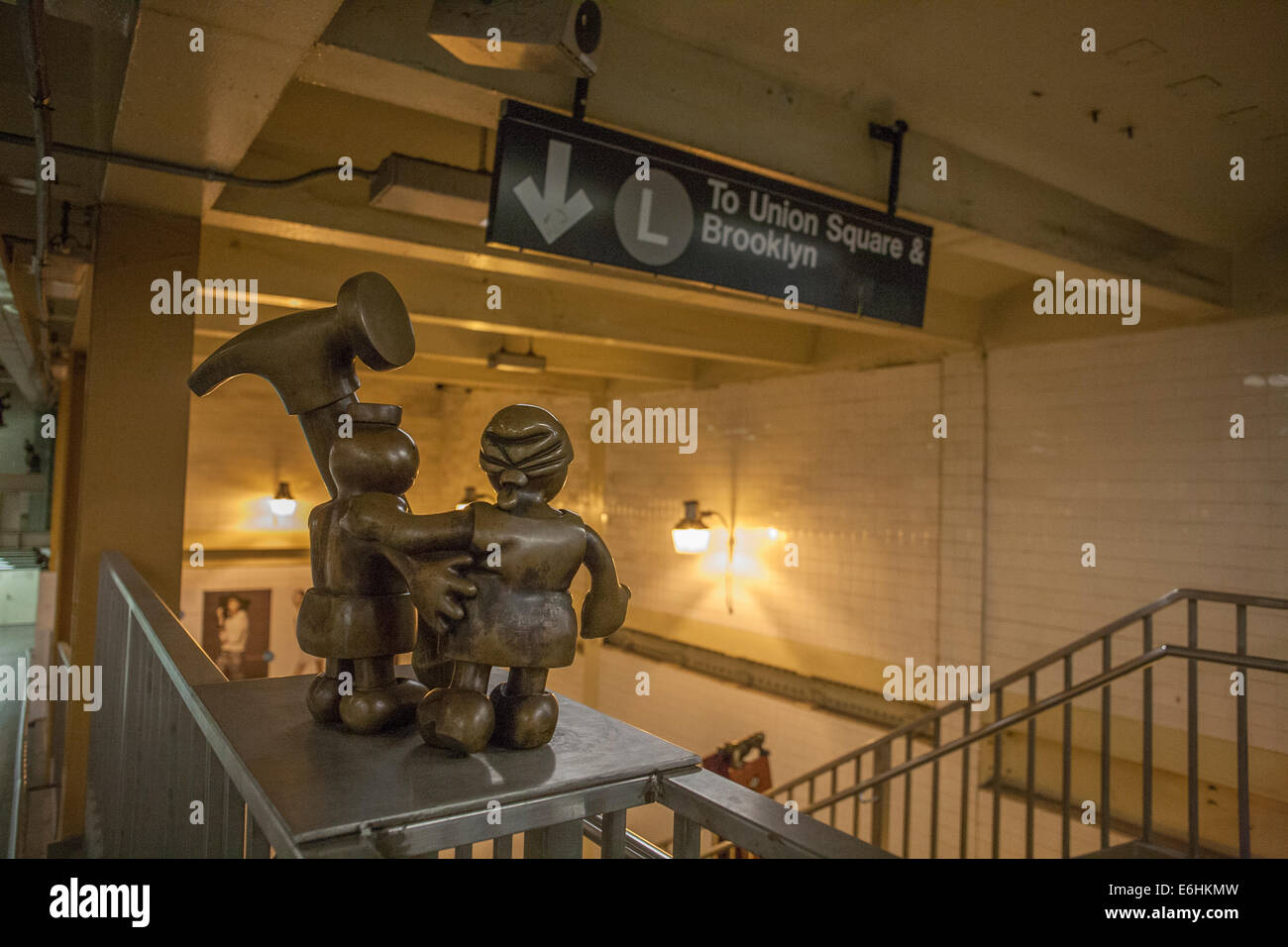 NYC Subway Art, 14 th Street Station: Tom Otterness Leben U-Bahn Stockfoto