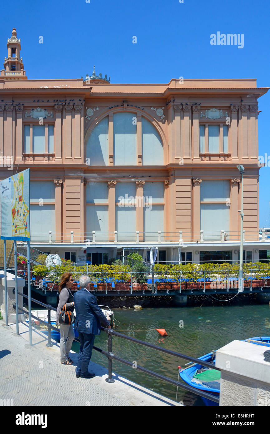 Teatro Margherita Theater in einem Bereich des alten Hafen in Bari Apulien Apulien, Adria, Italien Stockfoto