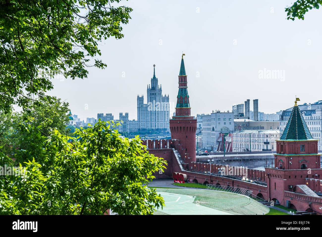 Moskauer Kreml-Tour - 62. Moskau von der geheime Garten des Kreml (Blick nach Osten) aus gesehen Stockfoto