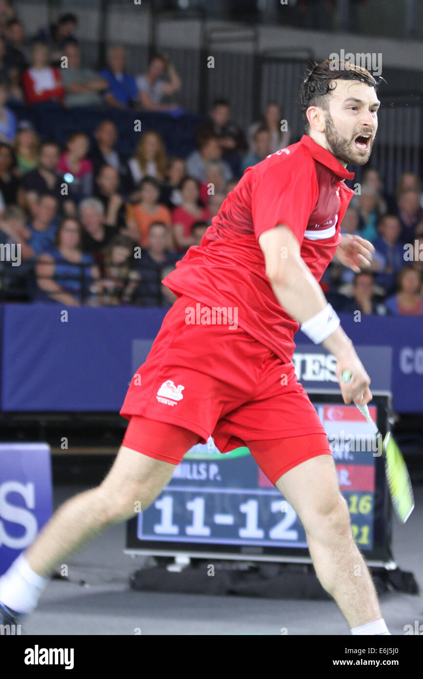 Chris LANGRIDGE England v Singapur im Halbfinale der Mens verdoppelt im Badminton in 2014 Commonwealth Games, Glasgow Stockfoto