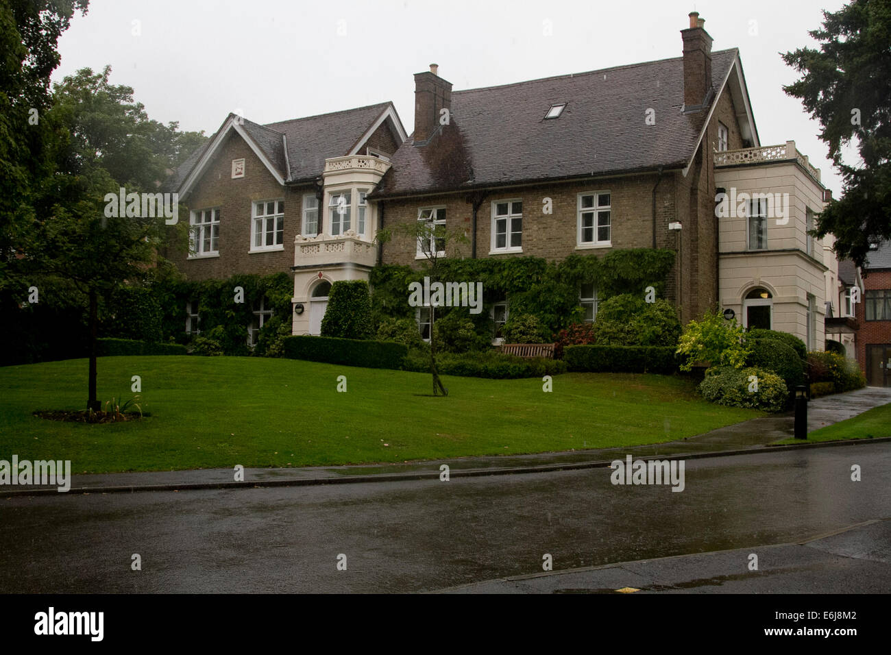 Northwood London, UK. 25. August 2014. Britischer Regisseur Sir Richard Attenborough starb am Sonntag im Alter von 90 im Pflegeheim Denville Hall in Northwood London spezialisiert auf für ältere Entertainer Credit Pflege: Amer Ghazzal/Alamy Live-Nachrichten Stockfoto