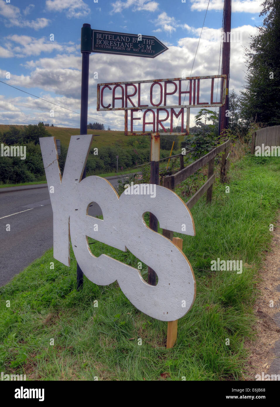 Ja zur schottischen Unabhängigkeit Zeichen auf der Carlophill Farm, Carlops, Scottish Borders, Schottland September 2014 Stockfoto