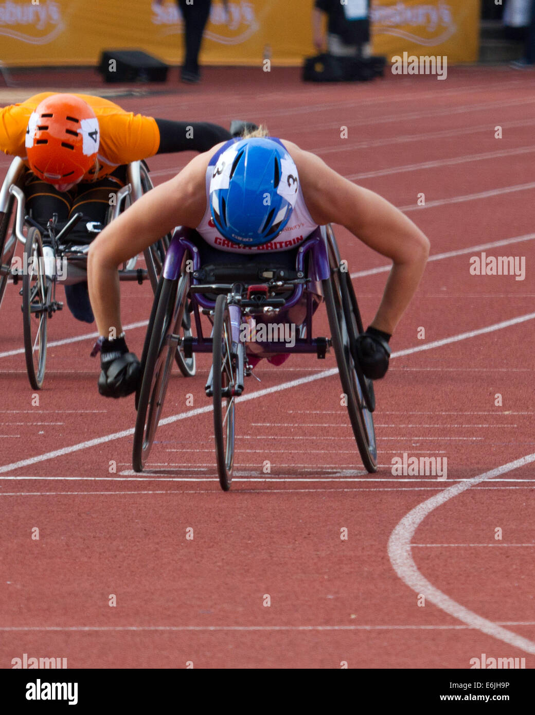 Hannah Cockroft Großbritanniens in Aktion bei der Frauen 100m T34 während der Diamond League bei Alexander Stadium am 24. August Stockfoto