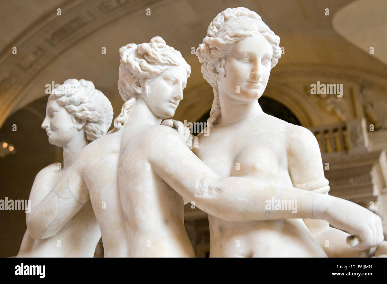 Die drei Grazien-Statue im Louvre Stockfoto