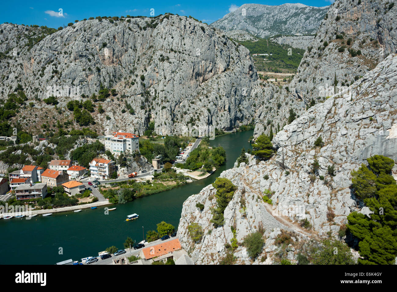 Fluss Cetina oder Zetina Fluss Cetina Schlucht, Omis, Dalmatien, Kroatien Stockfoto