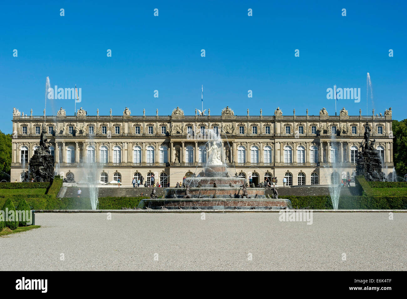 Neuen Schloss Herrenchiemsee, Brunnen der Latona, Schlosspark Schlosspark, romantische Insel, Chiemsee See, Chiemgau Stockfoto